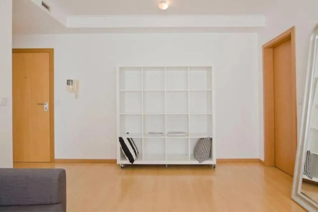 New Home Office - Free Wifi & Parking - Self Check-In - Daikin Airco Lisboa 0*,  Portugal